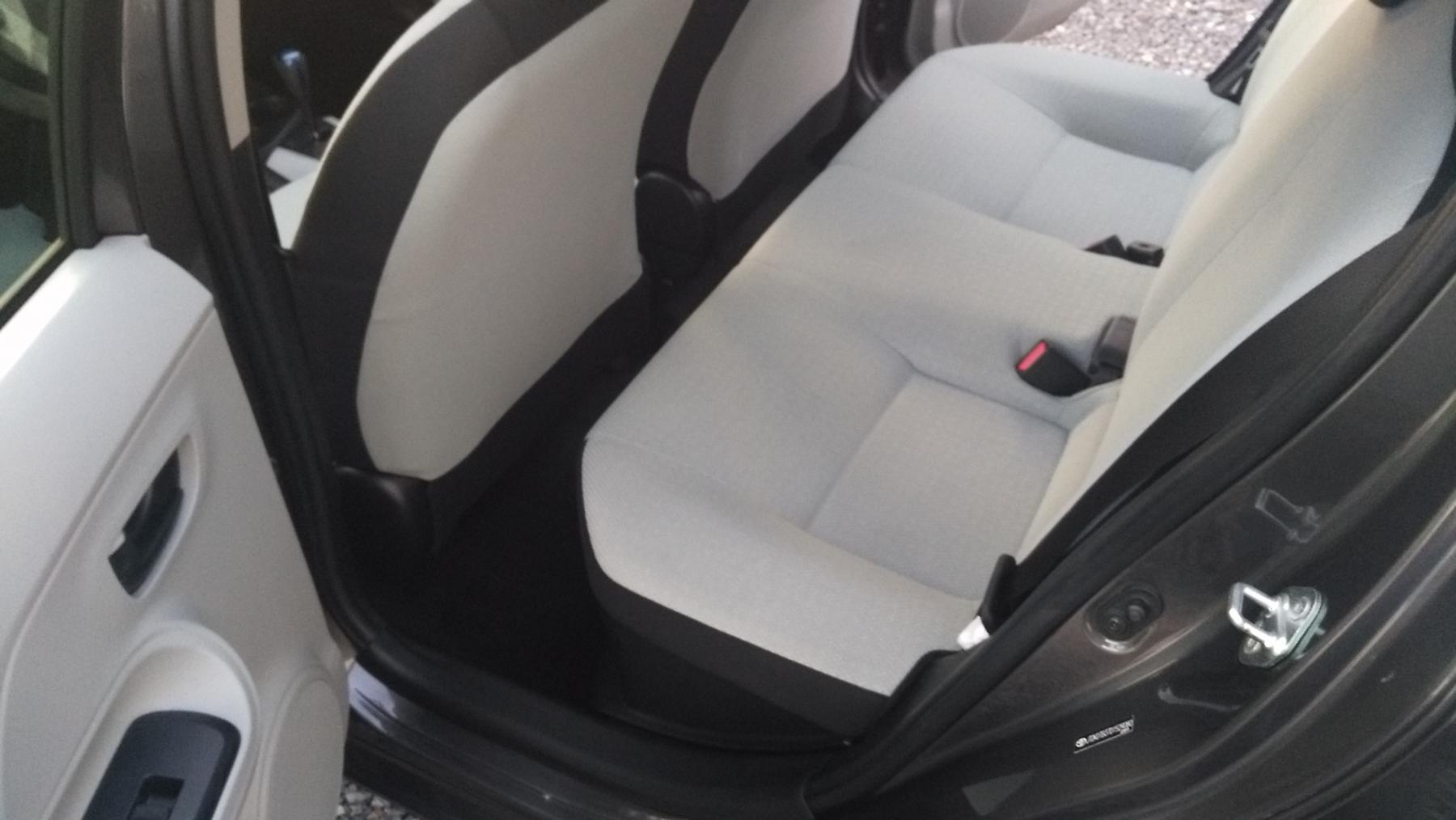 2013 Toyota Prius C - 529080