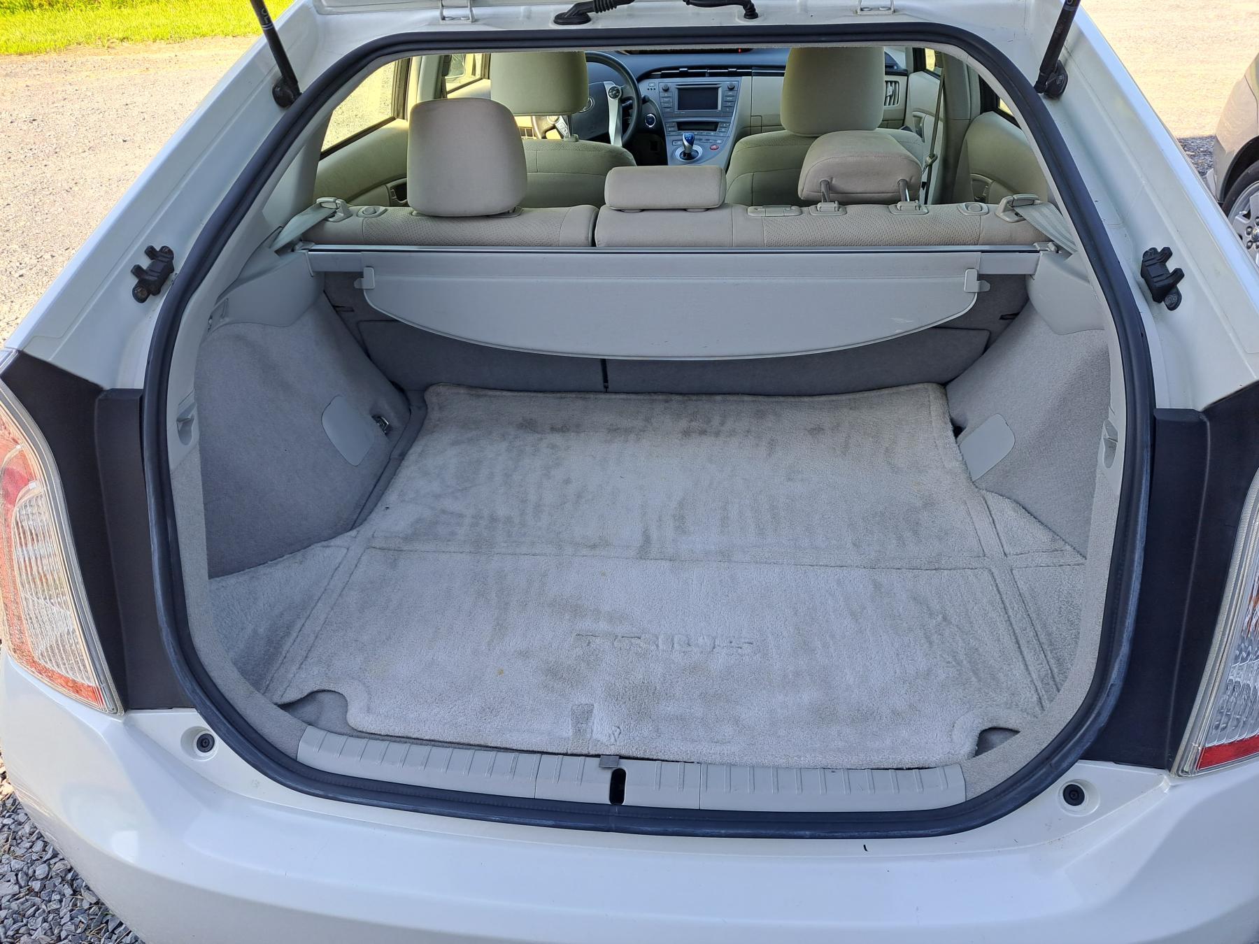 2015 Toyota Prius Three - 403221