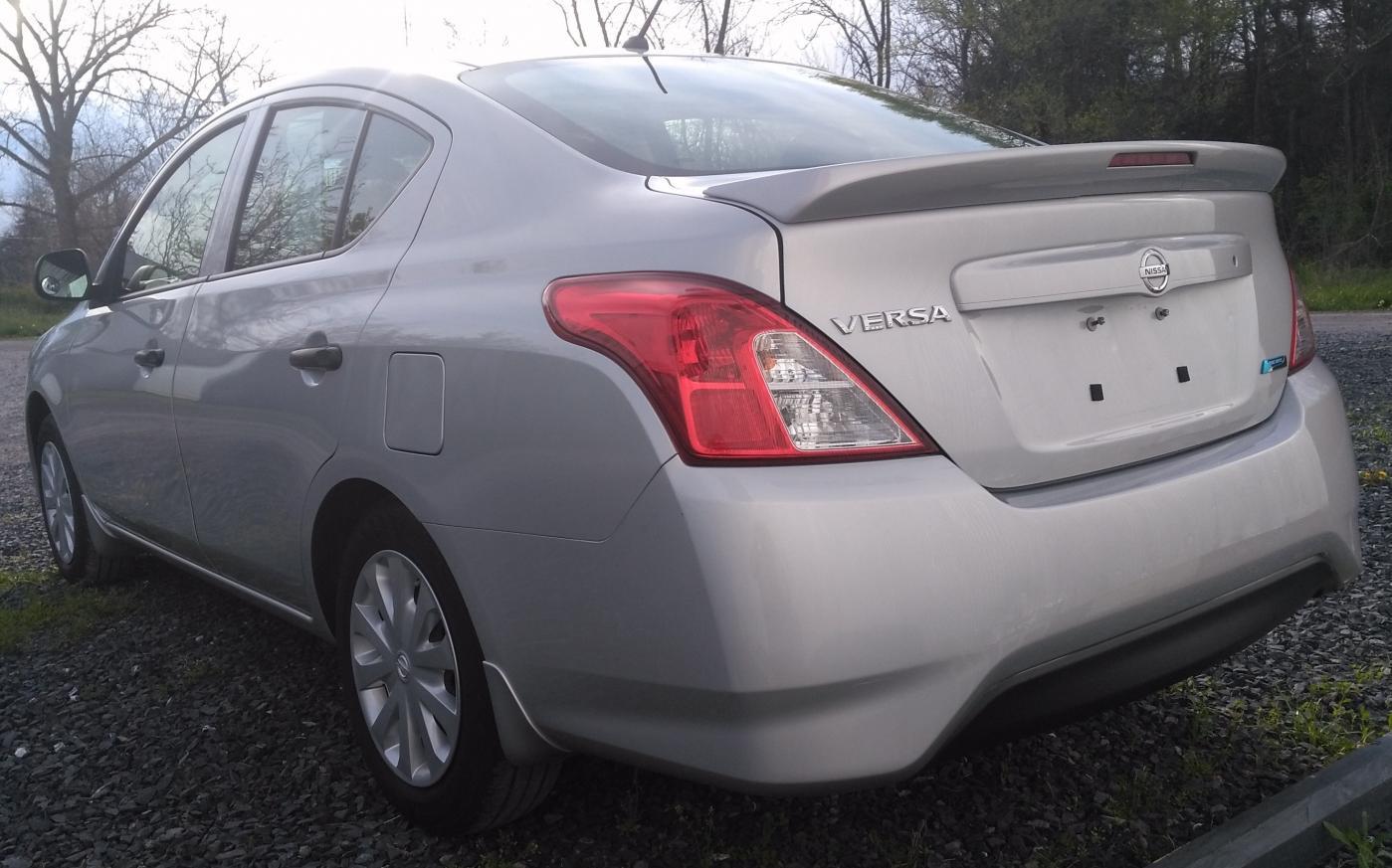 2015 Nissan Versa S - 940190