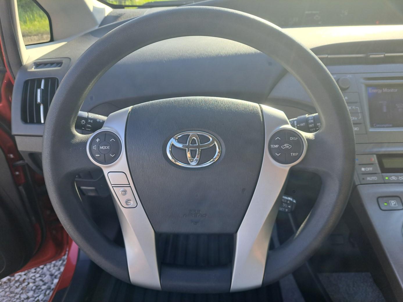 2014 Toyota Prius Two - 743119