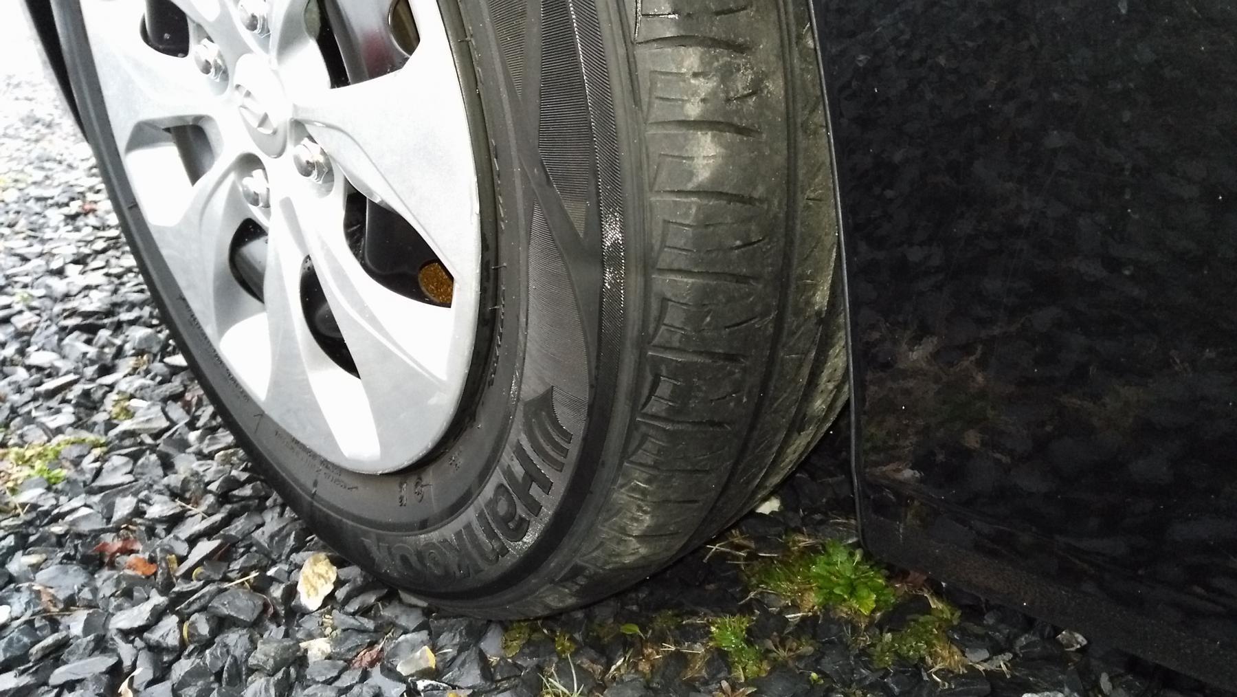 2016 Hyundai Accent SE - 946178