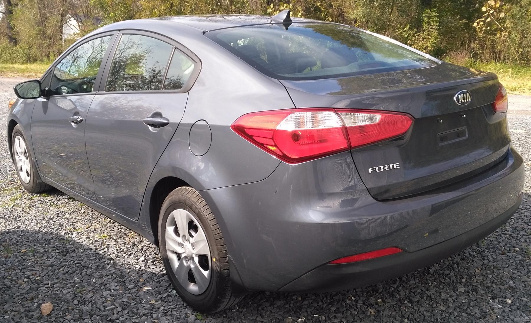 2016 Kia Forte LX - 569713