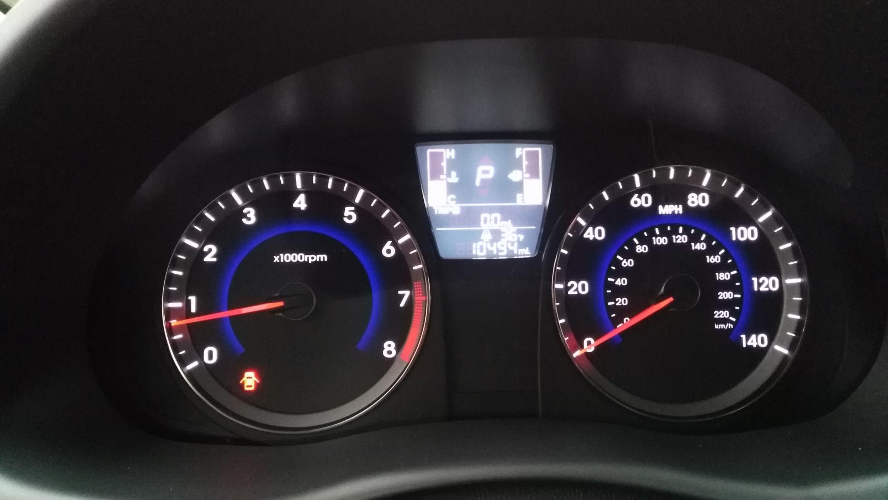 2016 Hyundai Accent SE - 946178