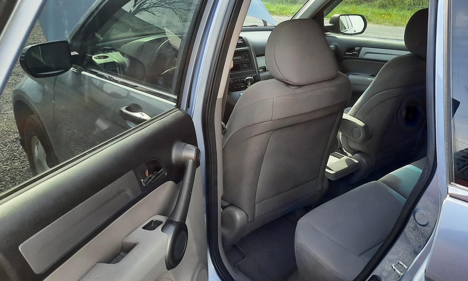 2011 Honda CR-V LX - 036395